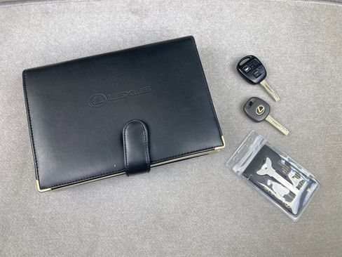 Used 2003 Lexus SC 430 Convertible image 32