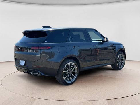 New 2026 Land Rover Range Rover Sport SE AWD/4WD image 5