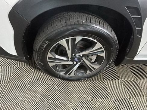 Used 2024 Subaru Crosstrek 2.0i Premium AWD/4WD image 9
