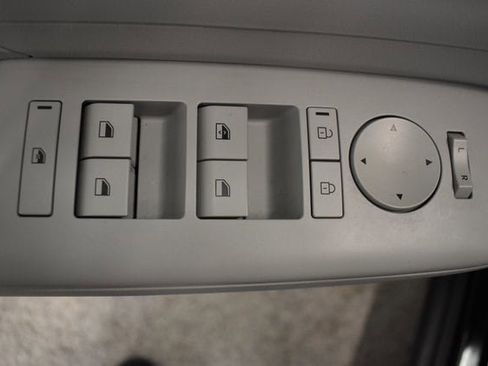 Used 2025 Hyundai Kona SEL image 21