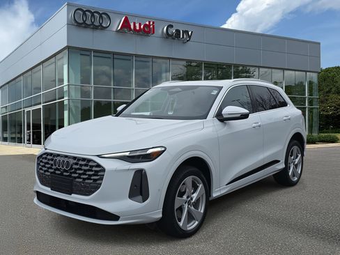 New 2025 Audi Q5 Premium Plus image 1