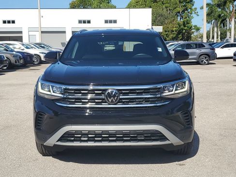 Certified 2023 Volkswagen Atlas Cross Sport SE w/ Black Wheel Package FWD image 10