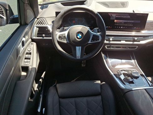 Used 2026 BMW X5 xDrive40i w/ M Sport Package AWD/4WD image 12