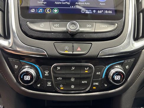 Used 2024 Chevrolet Equinox Premier AWD/4WD image 26