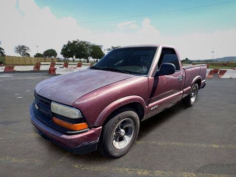 Used 1998 Chevrolet S10 Pickup LS RWD image 5