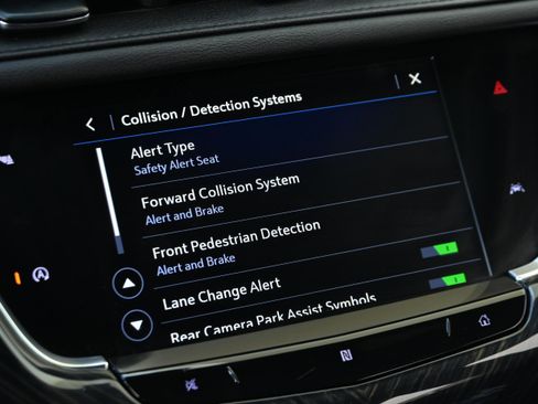 Used 2020 Cadillac XT6 Premium Luxury image 18