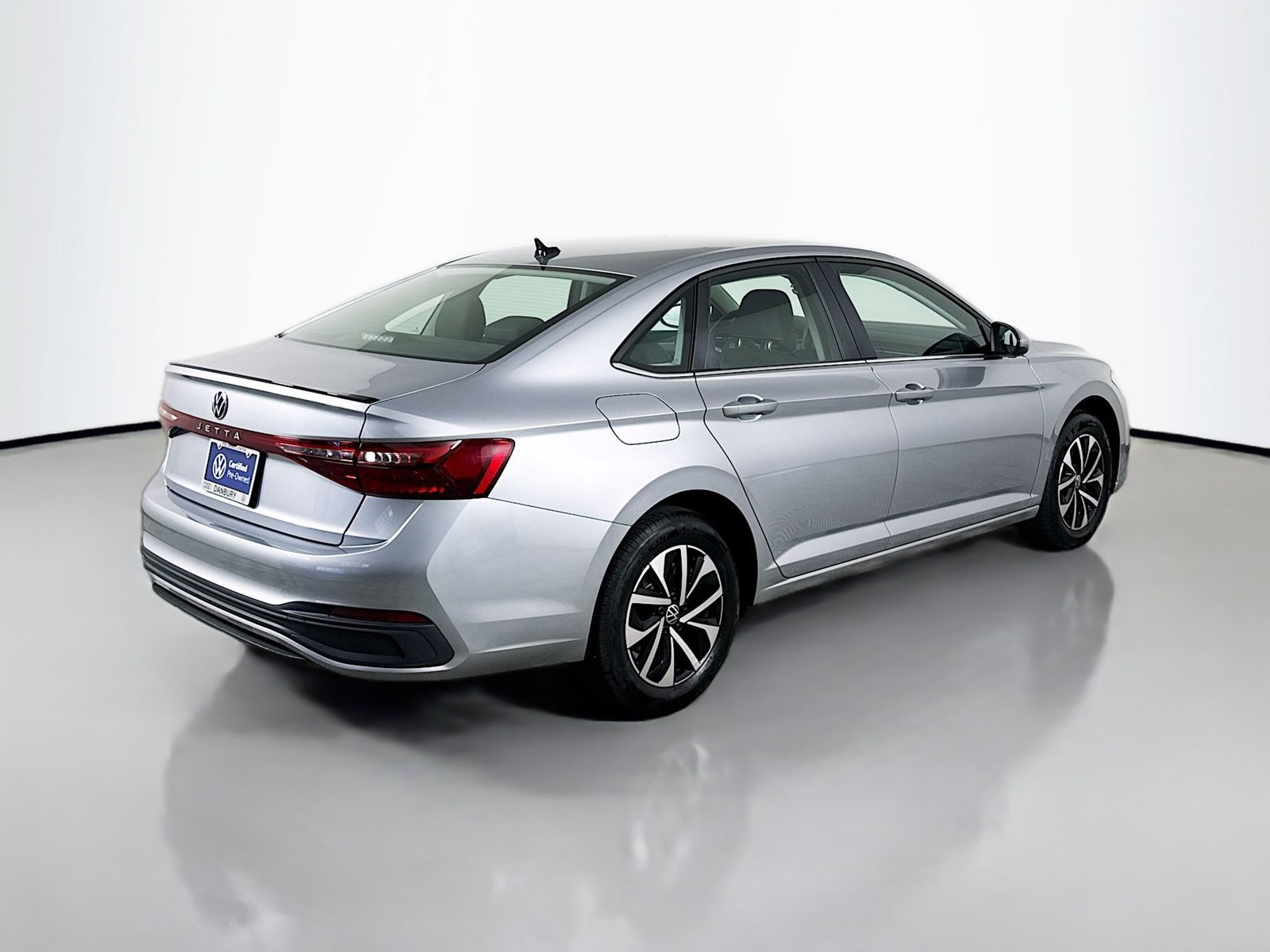 Used 2025 Volkswagen Jetta S FWD image 9