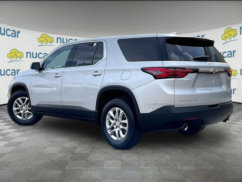 Used 2022 Chevrolet Traverse LS AWD/4WD image 4