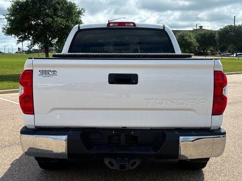 Used 2017 Toyota Tundra SR5 RWD image 5