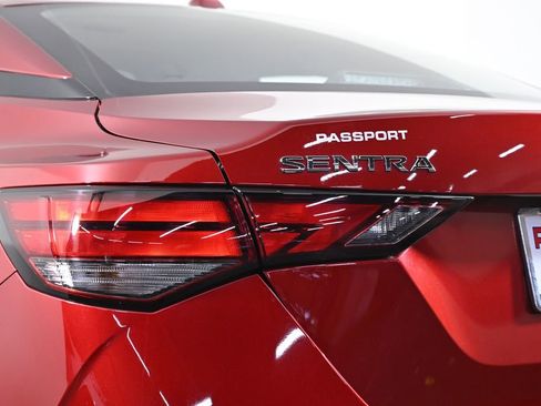 Certified 2025 Nissan Sentra SV image 7