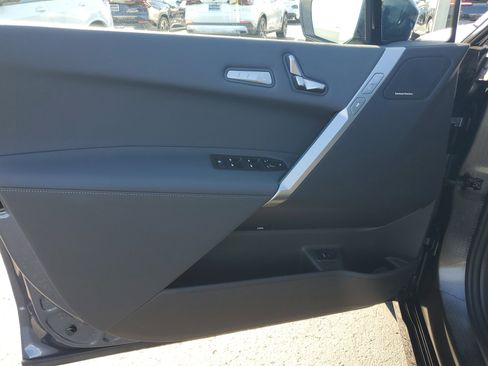 New 2026 BMW iX xDrive60 w/ M Sport Package image 18