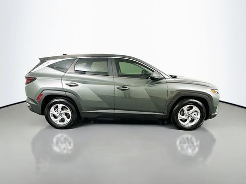 Certified 2022 Hyundai Tucson SE image 4