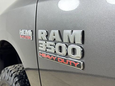 Used 2015 RAM 3500 Tradesman w/ Chrome Appearance Group image 26