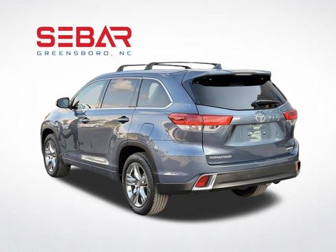 Used 2019 Toyota Highlander Limited Platinum FWD image 8