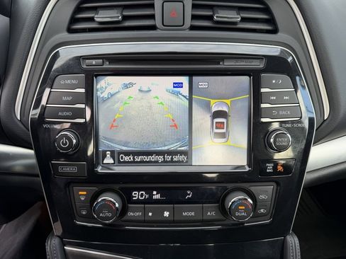 Used 2018 Nissan Maxima SR w/ Midnight Edition image 24