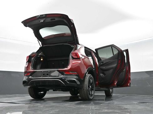 Used 2025 Buick Encore GX Sport Touring w/ Advanced Technology Package AWD/4WD image 40