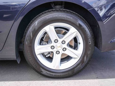 Used 2023 Chevrolet Malibu LS FWD image 10