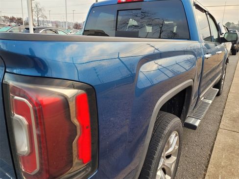 Used 2018 GMC Sierra 1500 SLT w/ SLT Premium Package image 7