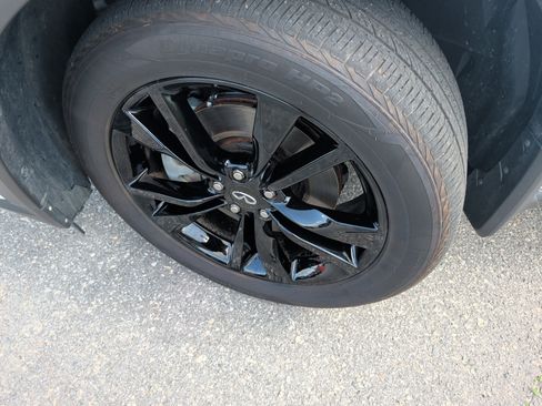 Used 2025 INFINITI QX60 Luxe w/ Black Edition image 7