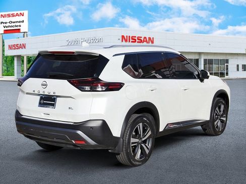 Certified 2023 Nissan Rogue SL w/ SL Premium Package image 4