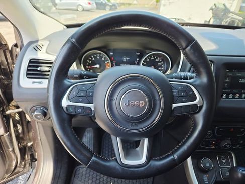 Used 2021 Jeep Compass Latitude w/ Convenience Group image 18