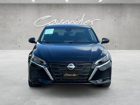 Certified 2025 Nissan Altima 2.5 SV FWD image 18