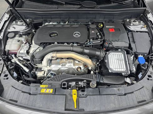 New 2026 Mercedes-Benz GLB 250 4MATIC image 10