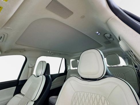 Used 2023 Lincoln Aviator Black Label w/ Dynamic Handling Package image 15