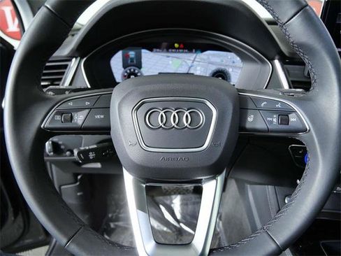Used 2025 Audi Q5 2.0T Premium Plus w/ Premium Plus Package image 21