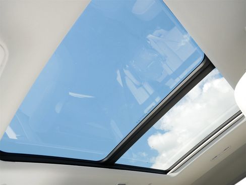 New 2026 Buick Enclave Avenir w/ Super Cruise Package image 14