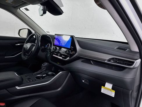New 2026 Toyota Highlander XLE AWD/4WD image 29