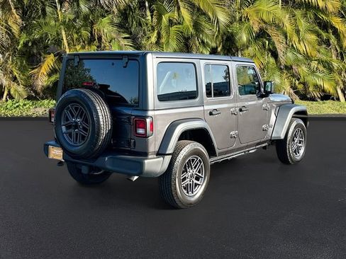 Used 2024 Jeep Wrangler Sport S image 5
