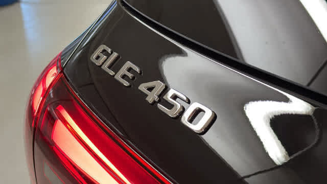 Certified 2026 Mercedes-Benz GLE 450 4MATIC image 9