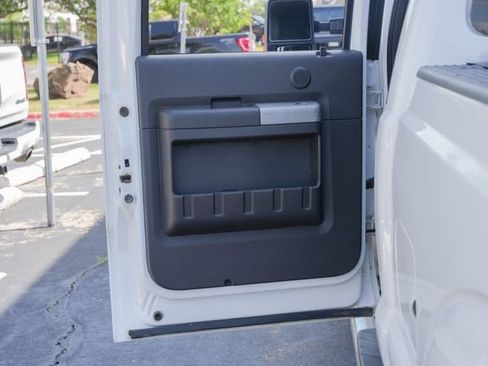 Used 2015 Ford F250 Lariat w/ Lariat Ultimate Package AWD/4WD image 40