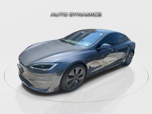 Used 2022 Tesla Model S image 3