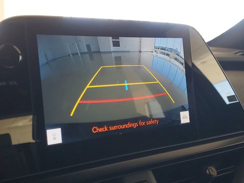 Used 2025 Lexus UX 300h FWD w/ Accessory Package (Z1) image 31