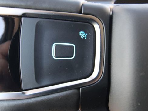 Used 2025 Ford Expedition Active image 23