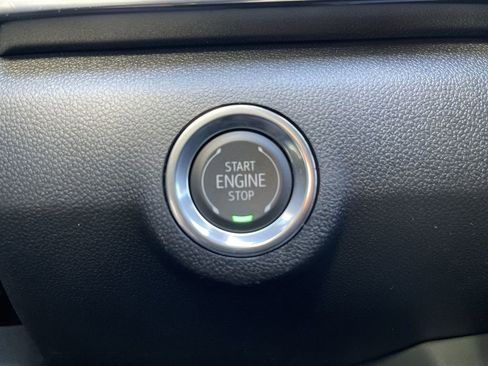 New 2026 GMC Terrain AT4 AWD/4WD image 17