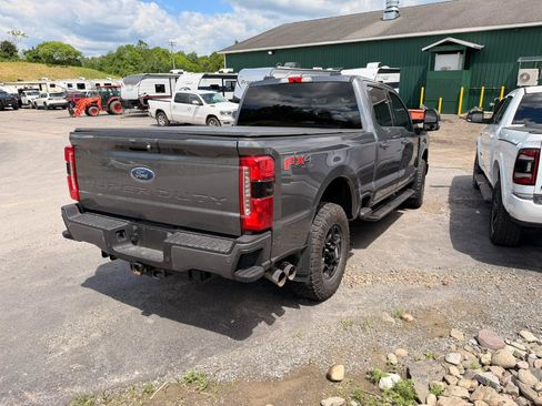 Used 2023 Ford F250 XLT w/ XLT Premium Package AWD/4WD image 2