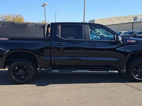 Used 2021 Chevrolet Silverado 1500 LT Trail Boss w/ Convenience Package II AWD/4WD image 9