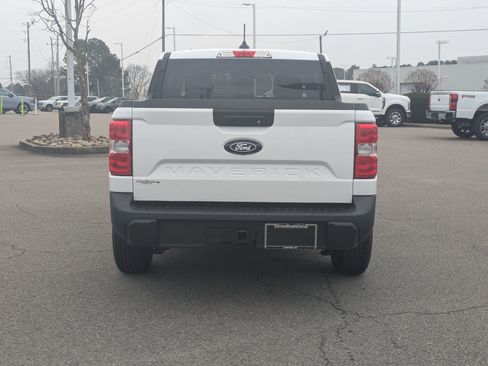 New 2026 Ford Maverick XL image 5