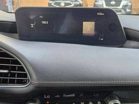 Used 2024 MAZDA MAZDA3 s FWD image 17