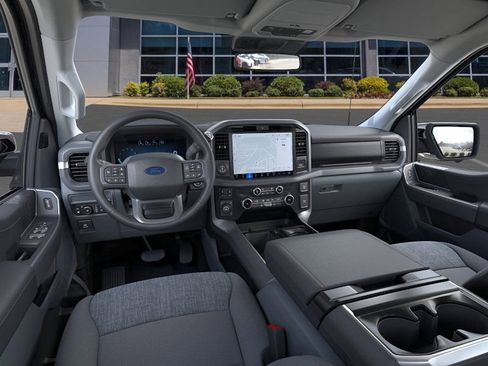 New 2025 Ford F150 XLT w/ Equipment Group 302A MID image 9