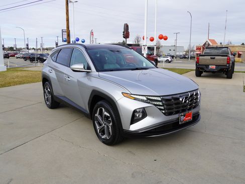 Used 2024 Hyundai Tucson Limited image 2