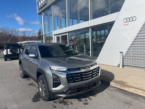 Used 2026 Chevrolet Equinox LT image 4