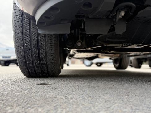 Used 2025 Lexus GX 550 w/ Accessory Package (31) image 60