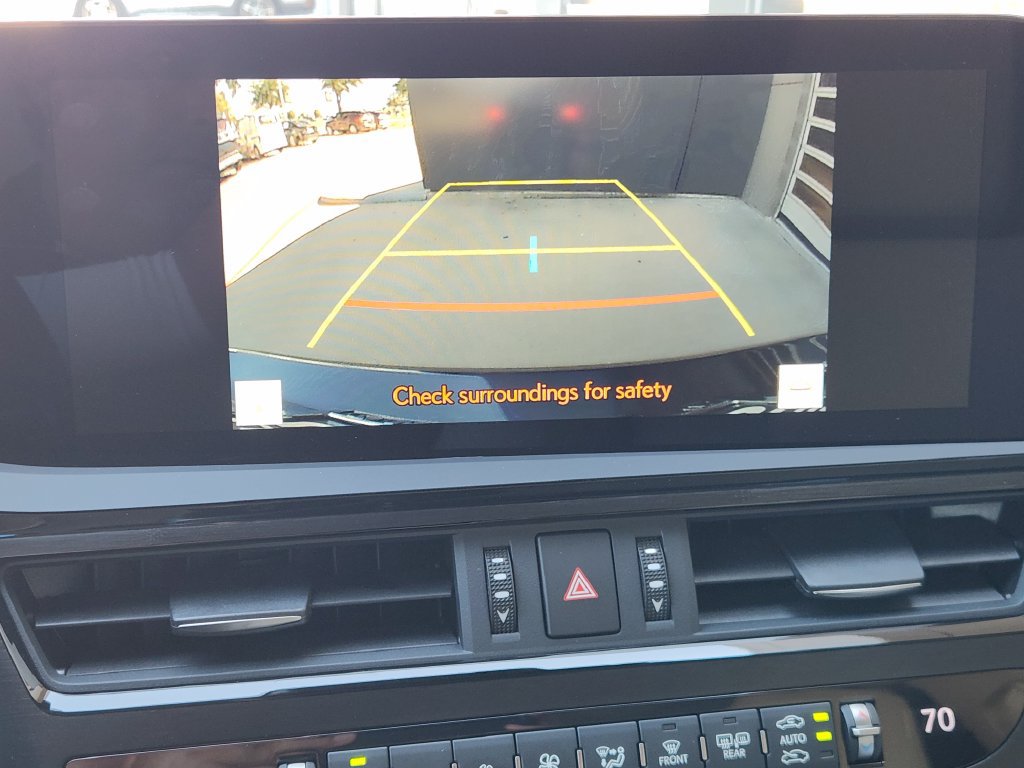 Certified 2025 Lexus ES 350 w/ Premium Package FWD image 17