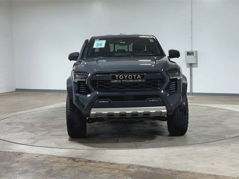 Used 2024 Toyota Tacoma 4x4 Double Cab Hybrid image 3