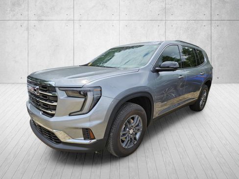 Used 2025 GMC Acadia Elevation FWD image 7