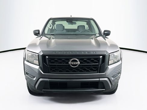 Used 2022 Nissan Frontier S image 2